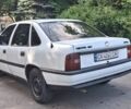Белый Опель Вектра, объемом двигателя 1.6 л и пробегом 370 тыс. км за 1277 $, фото 3 на Automoto.ua