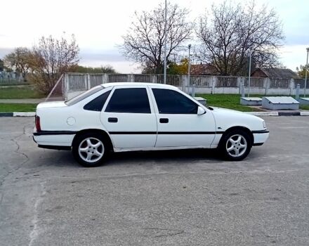 Белый Опель Вектра, объемом двигателя 1.6 л и пробегом 123 тыс. км за 1450 $, фото 5 на Automoto.ua