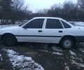 Білий Опель Вектра, об'ємом двигуна 1.6 л та пробігом 200 тис. км за 2800 $, фото 2 на Automoto.ua