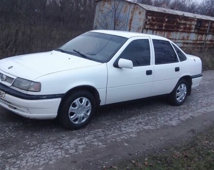 Белый Опель Вектра, объемом двигателя 0 л и пробегом 180 тыс. км за 1300 $, фото 2 на Automoto.ua