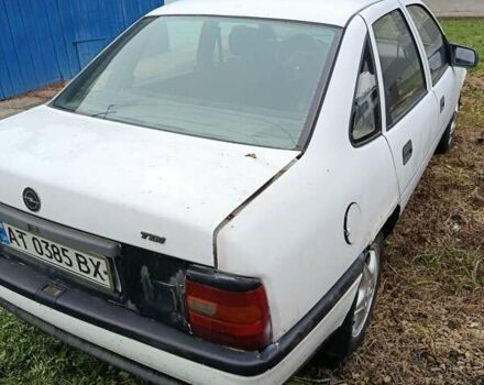 Білий Опель Вектра, об'ємом двигуна 1.7 л та пробігом 512 тис. км за 987 $, фото 4 на Automoto.ua