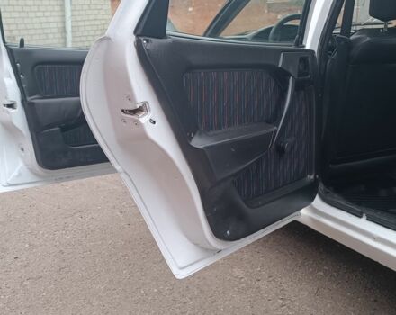 Белый Опель Вектра, объемом двигателя 1.8 л и пробегом 250 тыс. км за 1250 $, фото 13 на Automoto.ua