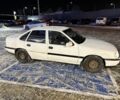 Белый Опель Вектра, объемом двигателя 1.6 л и пробегом 300 тыс. км за 650 $, фото 3 на Automoto.ua