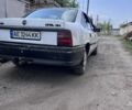 Белый Опель Вектра, объемом двигателя 1.8 л и пробегом 430 тыс. км за 1000 $, фото 4 на Automoto.ua
