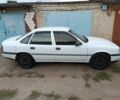 Белый Опель Вектра, объемом двигателя 1.6 л и пробегом 300 тыс. км за 1350 $, фото 4 на Automoto.ua