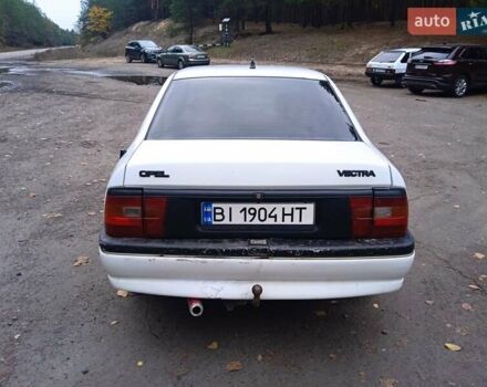 Белый Опель Вектра, объемом двигателя 2 л и пробегом 220 тыс. км за 1600 $, фото 1 на Automoto.ua