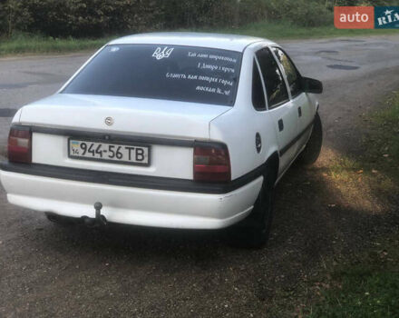Білий Опель Вектра, об'ємом двигуна 0 л та пробігом 310 тис. км за 1000 $, фото 2 на Automoto.ua