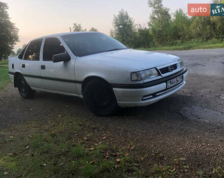 Білий Опель Вектра, об'ємом двигуна 0 л та пробігом 310 тис. км за 1000 $, фото 6 на Automoto.ua