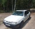 Білий Опель Вектра, об'ємом двигуна 2 л та пробігом 357 тис. км за 1500 $, фото 5 на Automoto.ua