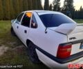 Белый Опель Вектра, объемом двигателя 1.8 л и пробегом 254 тыс. км за 1140 $, фото 2 на Automoto.ua