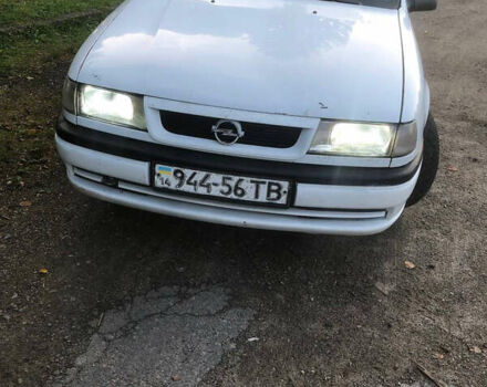Білий Опель Вектра, об'ємом двигуна 0 л та пробігом 310 тис. км за 1000 $, фото 11 на Automoto.ua