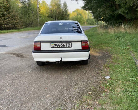 Білий Опель Вектра, об'ємом двигуна 0 л та пробігом 310 тис. км за 1000 $, фото 22 на Automoto.ua