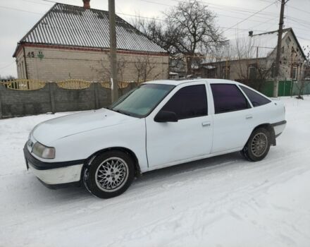 Белый Опель Вектра, объемом двигателя 1.8 л и пробегом 1 тыс. км за 1353 $, фото 5 на Automoto.ua