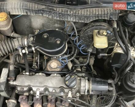 Белый Опель Вектра, объемом двигателя 1.6 л и пробегом 260 тыс. км за 2300 $, фото 1 на Automoto.ua