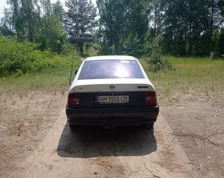 Білий Опель Вектра, об'ємом двигуна 2 л та пробігом 357 тис. км за 1500 $, фото 3 на Automoto.ua