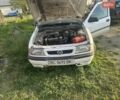 Белый Опель Вектра, объемом двигателя 0 л и пробегом 300 тыс. км за 1001 $, фото 3 на Automoto.ua