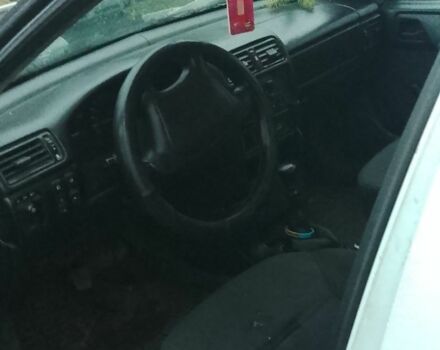 Белый Опель Вектра, объемом двигателя 0 л и пробегом 300 тыс. км за 709 $, фото 4 на Automoto.ua