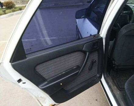 Белый Опель Вектра, объемом двигателя 1.8 л и пробегом 432 тыс. км за 2490 $, фото 11 на Automoto.ua