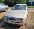 Белый Опель Вектра, объемом двигателя 1.8 л и пробегом 250 тыс. км за 451 $, фото 1 на Automoto.ua