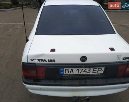 Белый Опель Вектра, объемом двигателя 1.8 л и пробегом 432 тыс. км за 2490 $, фото 3 на Automoto.ua