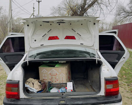 Белый Опель Вектра, объемом двигателя 1.8 л и пробегом 391 тыс. км за 1600 $, фото 15 на Automoto.ua