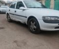 Білий Опель Вектра, об'ємом двигуна 1.7 л та пробігом 464 тис. км за 1600 $, фото 5 на Automoto.ua