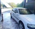 Белый Опель Вектра, объемом двигателя 1.8 л и пробегом 400 тыс. км за 1800 $, фото 2 на Automoto.ua