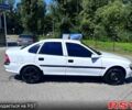 Білий Опель Вектра, об'ємом двигуна 1.6 л та пробігом 0 тис. км за 1300 $, фото 3 на Automoto.ua