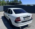 Белый Опель Вектра, объемом двигателя 1.6 л и пробегом 350 тыс. км за 1358 $, фото 13 на Automoto.ua