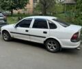 Белый Опель Вектра, объемом двигателя 1.6 л и пробегом 200 тыс. км за 1350 $, фото 1 на Automoto.ua
