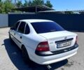 Білий Опель Вектра, об'ємом двигуна 1.6 л та пробігом 0 тис. км за 1300 $, фото 6 на Automoto.ua