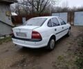 Білий Опель Вектра, об'ємом двигуна 2 л та пробігом 400 тис. км за 1700 $, фото 3 на Automoto.ua