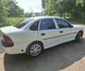 Белый Опель Вектра, объемом двигателя 1.8 л и пробегом 230 тыс. км за 2450 $, фото 5 на Automoto.ua