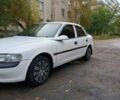 Белый Опель Вектра, объемом двигателя 1.6 л и пробегом 130 тыс. км за 2300 $, фото 3 на Automoto.ua