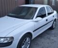 Белый Опель Вектра, объемом двигателя 1.8 л и пробегом 275 тыс. км за 2250 $, фото 4 на Automoto.ua