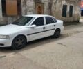 Белый Опель Вектра, объемом двигателя 1.8 л и пробегом 444 тыс. км за 2200 $, фото 1 на Automoto.ua
