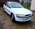 Білий Опель Вектра, об'ємом двигуна 2 л та пробігом 0 тис. км за 1650 $, фото 1 на Automoto.ua