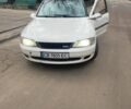 Белый Опель Вектра, объемом двигателя 3 л и пробегом 358 тыс. км за 2100 $, фото 8 на Automoto.ua