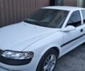 Белый Опель Вектра, объемом двигателя 1.8 л и пробегом 275 тыс. км за 2250 $, фото 3 на Automoto.ua