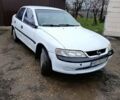 Білий Опель Вектра, об'ємом двигуна 2 л та пробігом 400 тис. км за 1700 $, фото 1 на Automoto.ua