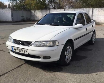 Белый Опель Вектра, объемом двигателя 1.8 л и пробегом 360 тыс. км за 2500 $, фото 2 на Automoto.ua