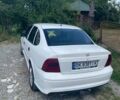 Опель Вектра 1999 в Гусятине на Automoto.ua Белый Опель Вектра, объемом двигателя 1.8 л и пробегом 280 тыс. км за 2400 $, фото 3 на Automoto.ua