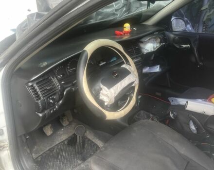 Білий Опель Вектра, об'ємом двигуна 1.6 л та пробігом 285 тис. км за 1250 $, фото 4 на Automoto.ua