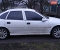 Белый Опель Вектра, объемом двигателя 1.8 л и пробегом 374 тыс. км за 1900 $, фото 6 на Automoto.ua