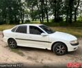 Білий Опель Вектра, об'ємом двигуна 1.8 л та пробігом 300 тис. км за 2500 $, фото 4 на Automoto.ua
