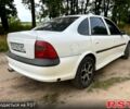 Білий Опель Вектра, об'ємом двигуна 1.8 л та пробігом 300 тис. км за 2500 $, фото 5 на Automoto.ua