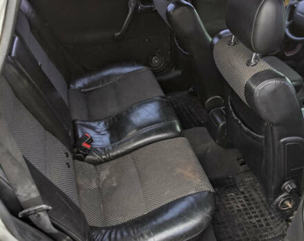 Білий Опель Вектра, об'ємом двигуна 1.8 л та пробігом 308 тис. км за 1400 $, фото 5 на Automoto.ua