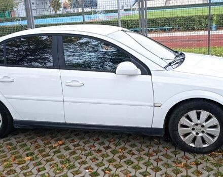 Белый Опель Вектра, объемом двигателя 2 л и пробегом 370 тыс. км за 2800 $, фото 3 на Automoto.ua