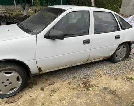 Белый Опель Вектра, объемом двигателя 0 л и пробегом 3 тыс. км за 480 $, фото 1 на Automoto.ua