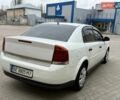 Белый Опель Вектра, объемом двигателя 2 л и пробегом 267 тыс. км за 3550 $, фото 16 на Automoto.ua